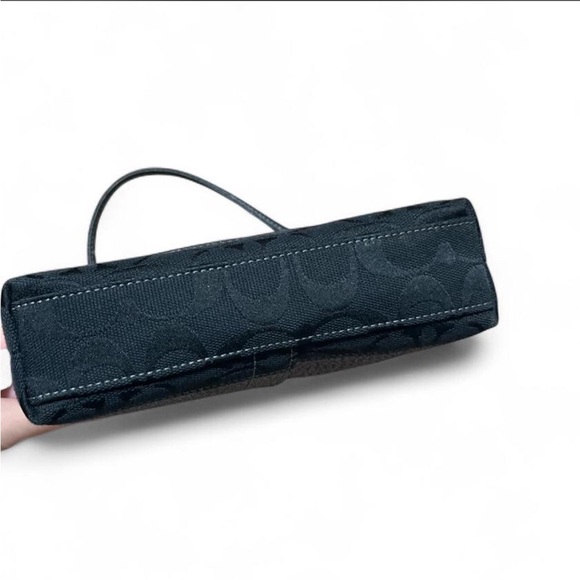 coach turnlock wristlet/mini bag 🖤 - Picture 4 of 6